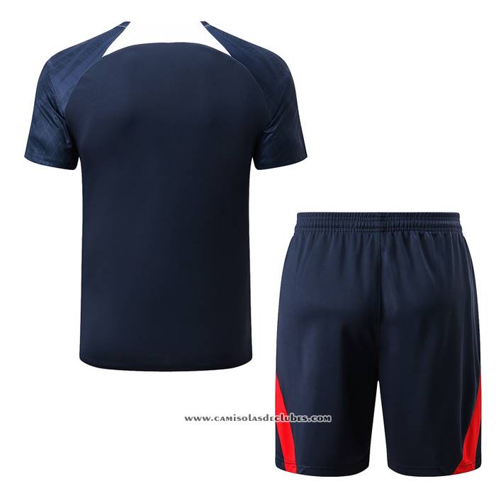 Fato de Treino
 Paris Saint-Germain 2022-2023 Manga Curta
 Azul
 - Calcas Curta
